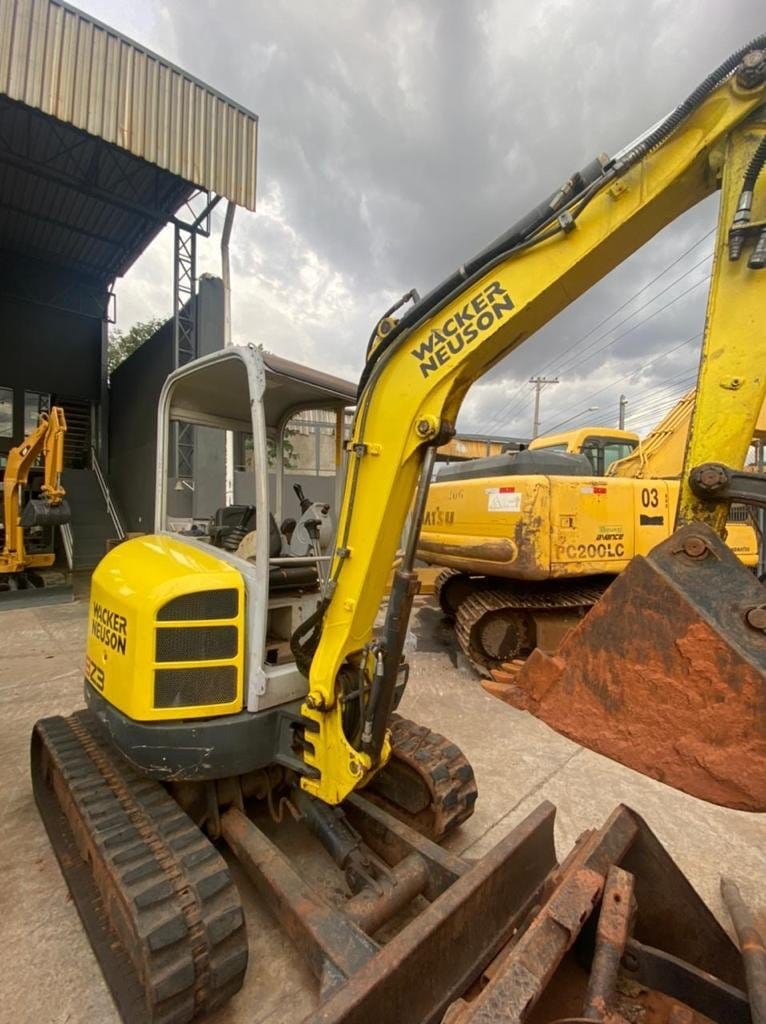 Mini Escavadeira Wacker Neuson 28Z3 2013 - Imagem 4