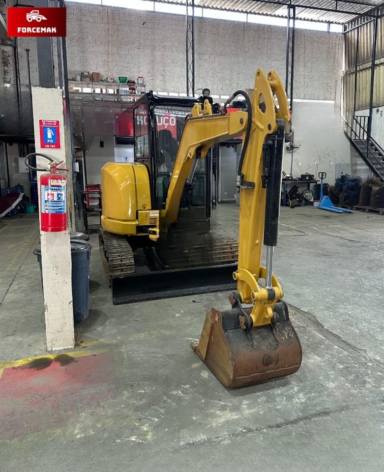 Mini Escavadeira Caterpillar 303.5E CR 2020 - Imagem 7