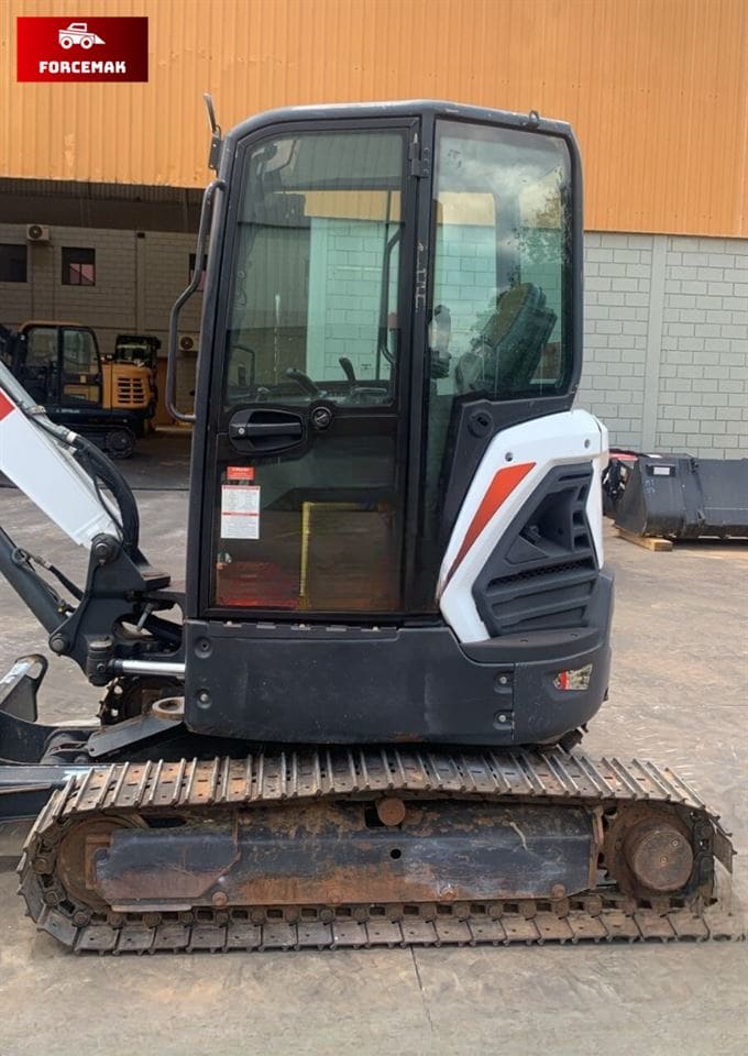 Mini Escavadeira Bobcat E35z 2022 - Imagem 2