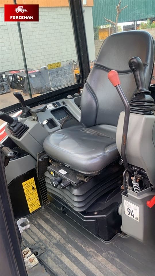 Mini Escavadeira Bobcat E35z 2022 - Imagem 5
