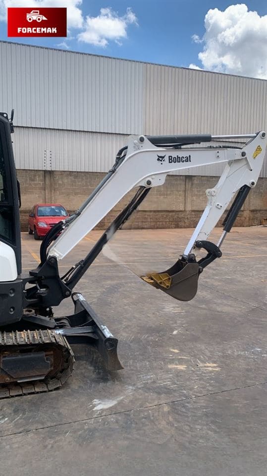 Mini Escavadeira Bobcat E35z 2022 - Imagem 7