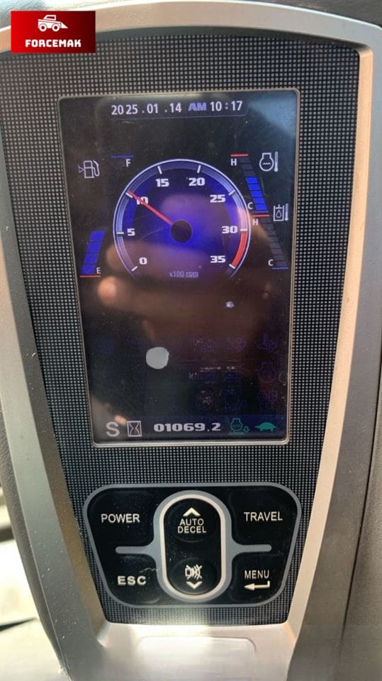 Mini Escavadeira Hyundai HX75S 2024 - Imagem 7