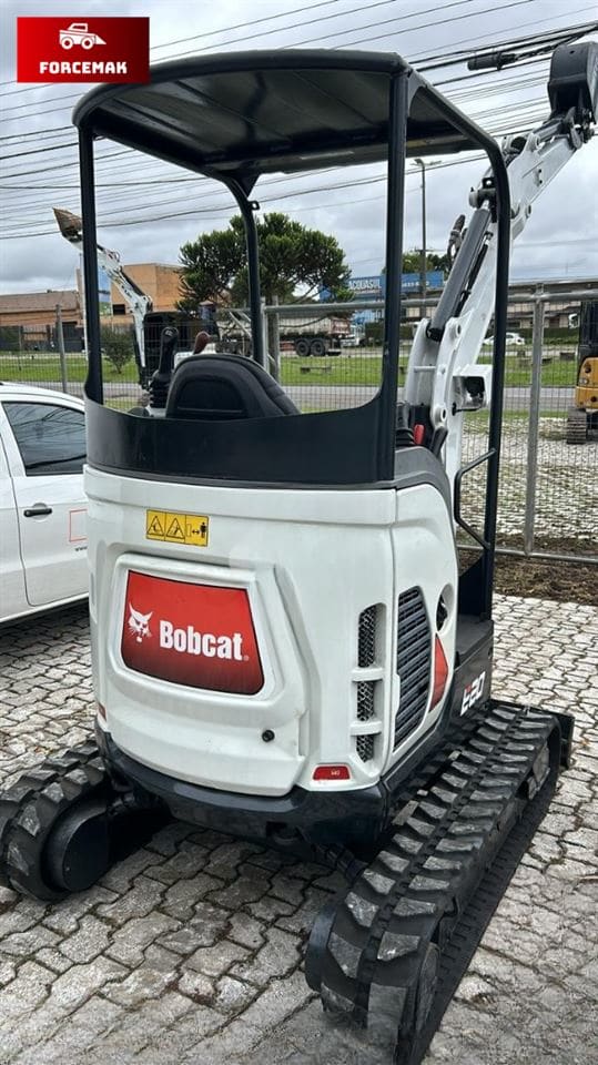 Mini Escavadeira Bobcat E20 2021 - Imagem 3