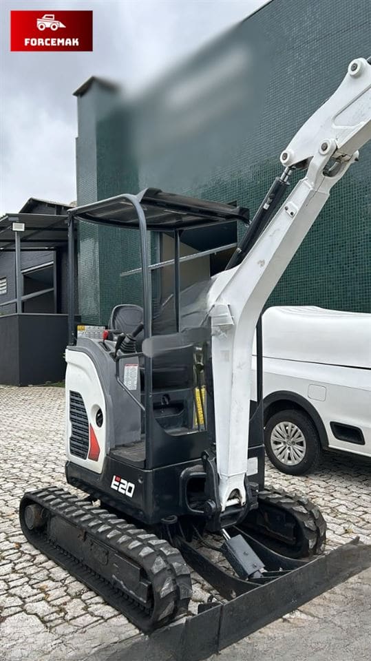 Mini Escavadeira Bobcat E20 2021 - Imagem 4