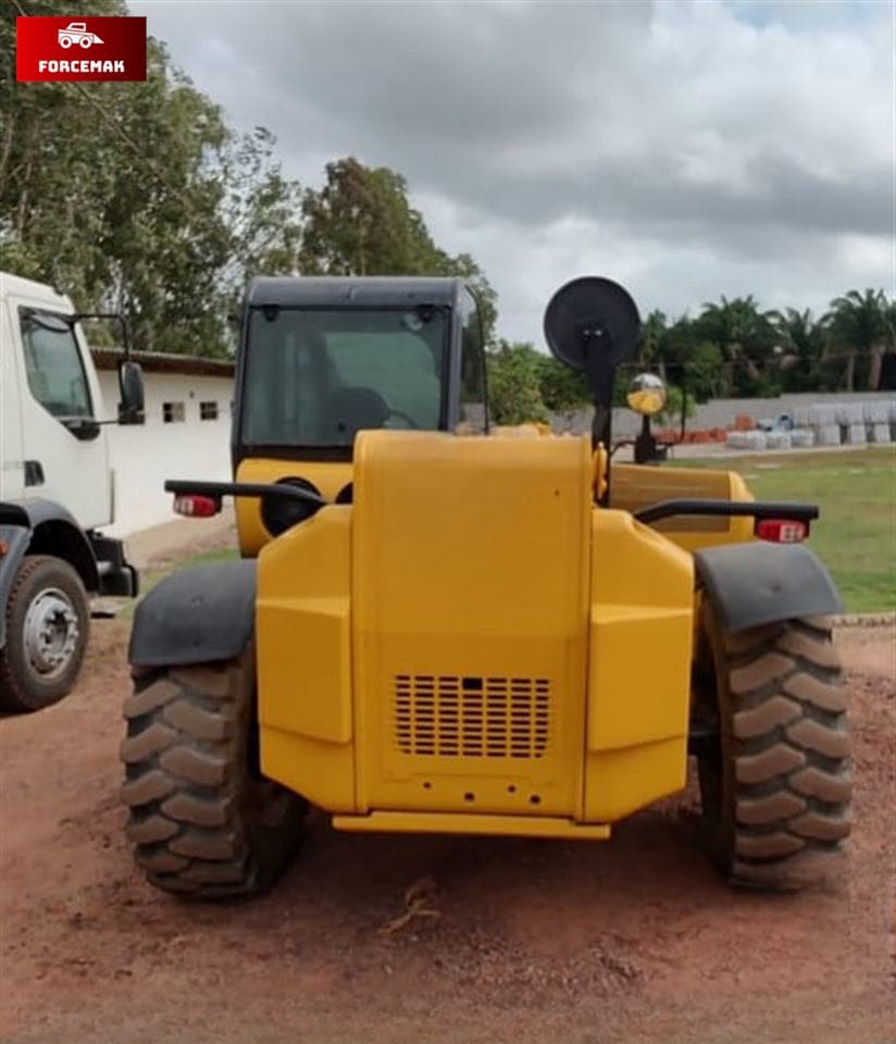 Manipulador Telescópico New Holland LM1745 2016 - Imagem 3