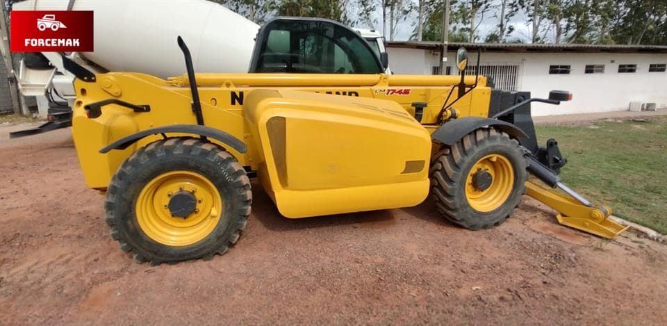 Manipulador Telescópico New Holland LM1745 2016 - Imagem 4