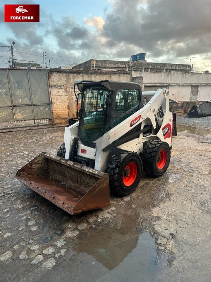 Mini Carregadeira Bobcat S650 2021 - Imagem 1