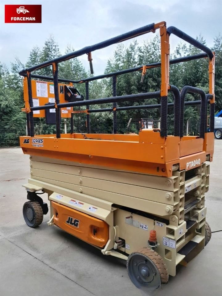 Plataforma Aérea (Elevatória) JLG 3246ES 2012 - Imagem 1
