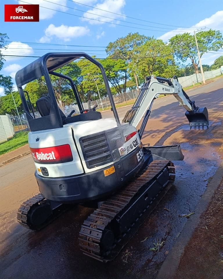 Mini Escavadeira Bobcat E35 2016 - Imagem 3