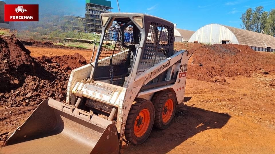 Mini Carregadeira Bobcat S100 2010 - Imagem 8