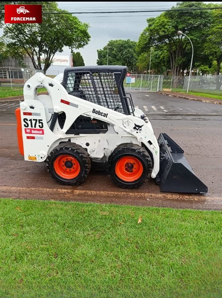 Mini Carregadeira Bobcat S175 2011 - Imagem 1
