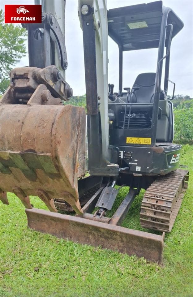 Mini Escavadeira Bobcat E26 2022 - Imagem 4