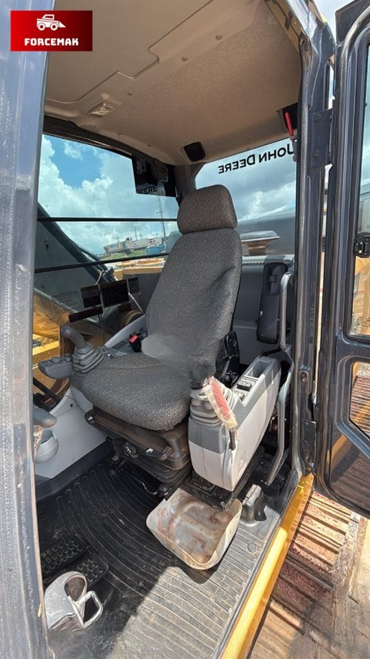 Escavadeira John Deere 210G 2023 - Imagem 5