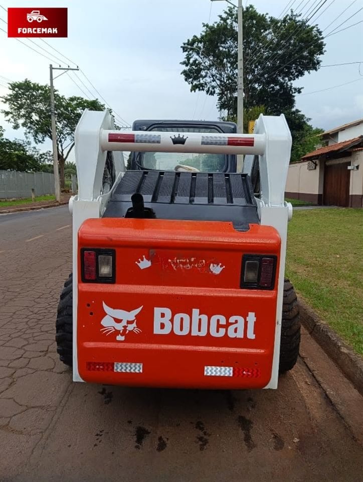 Mini Carregadeira Bobcat S250 2012 - Imagem 5