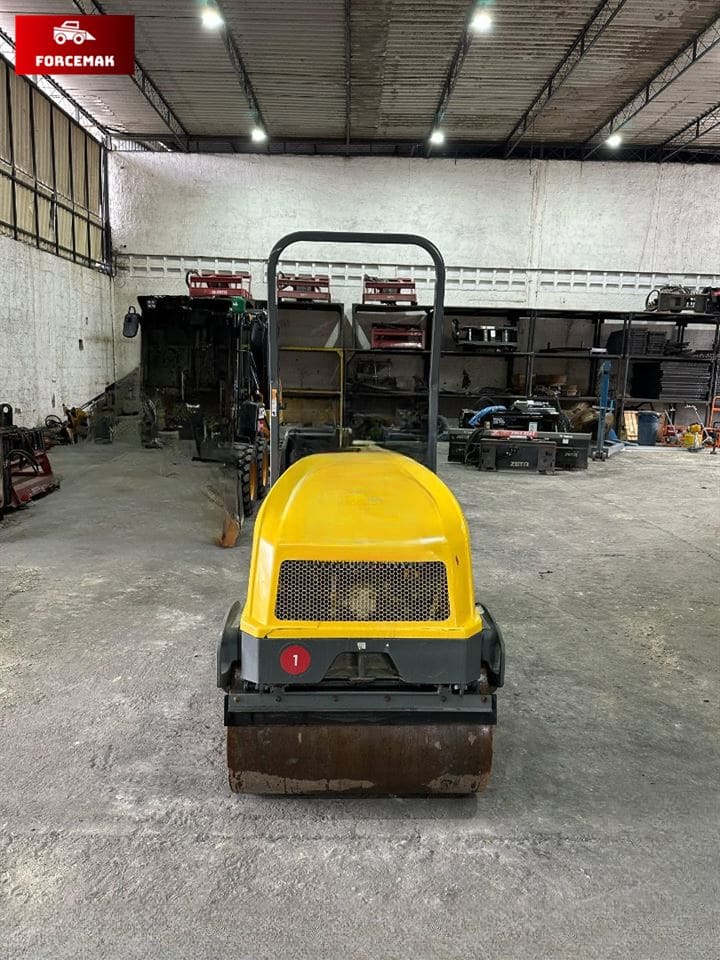 Rolo compactador Wacker Neuson RD12A 2023 - Imagem 2