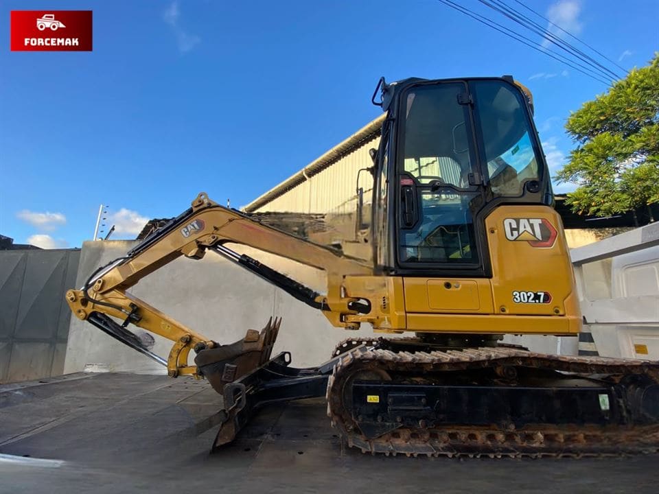 Mini Escavadeira Caterpillar 302.7 2022 - Imagem 1