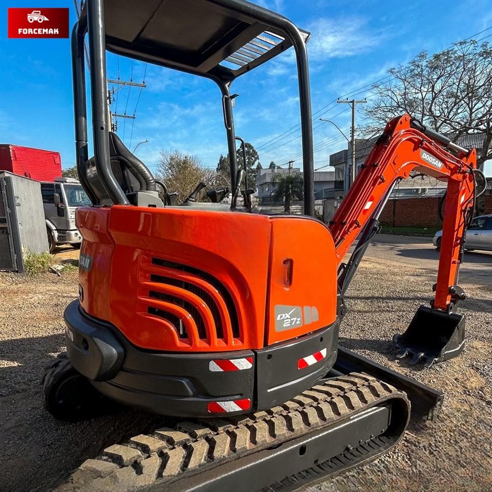 Mini Escavadeira Doosan DX27z 2014 - Imagem 2