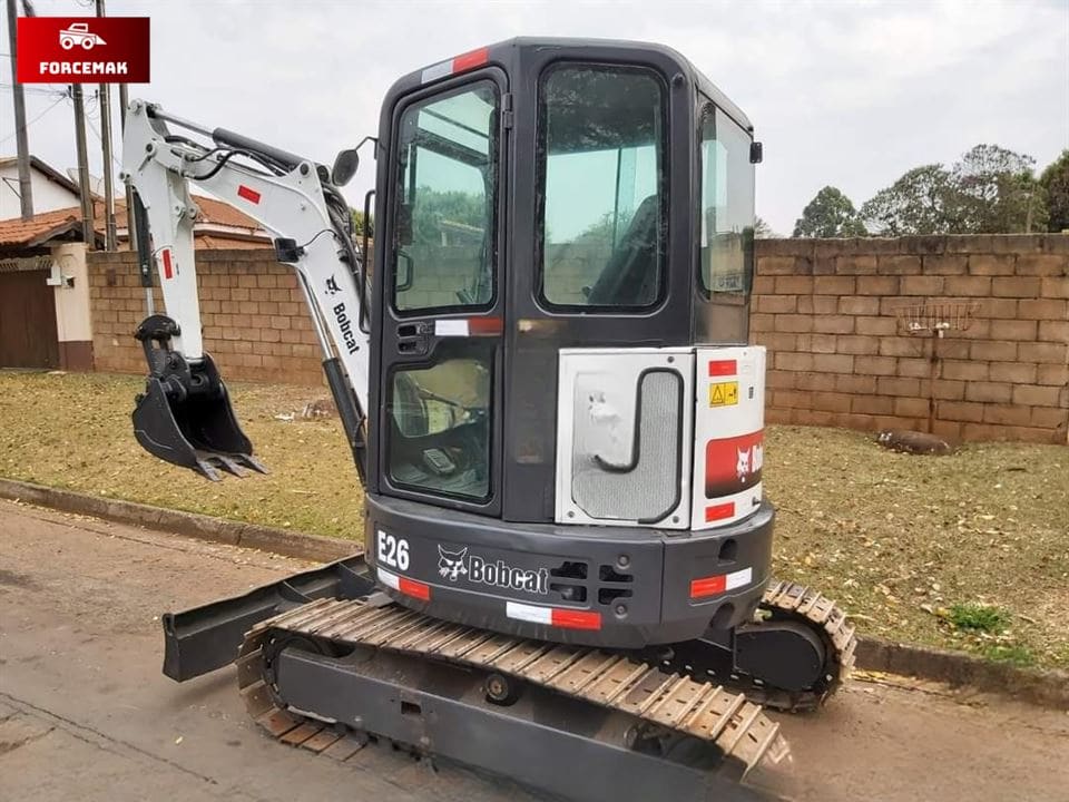 Mini Escavadeira Bobcat E26 2012 - Imagem 3