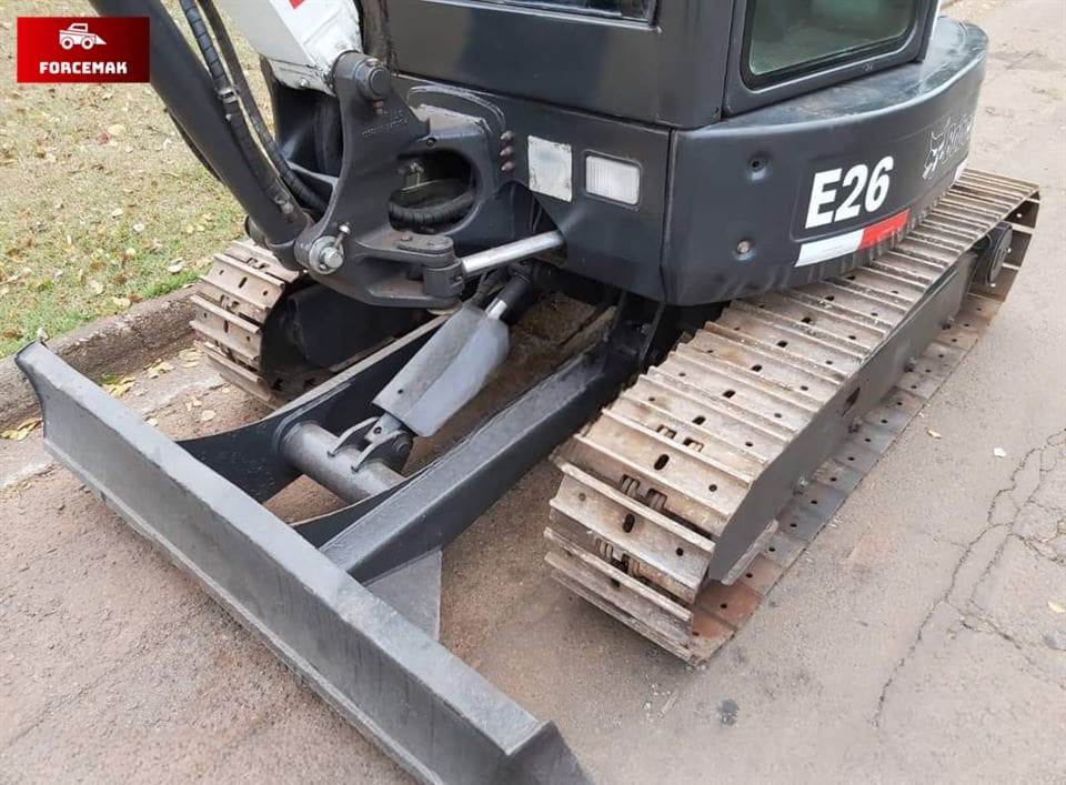 Mini Escavadeira Bobcat E26 2012 - Imagem 4