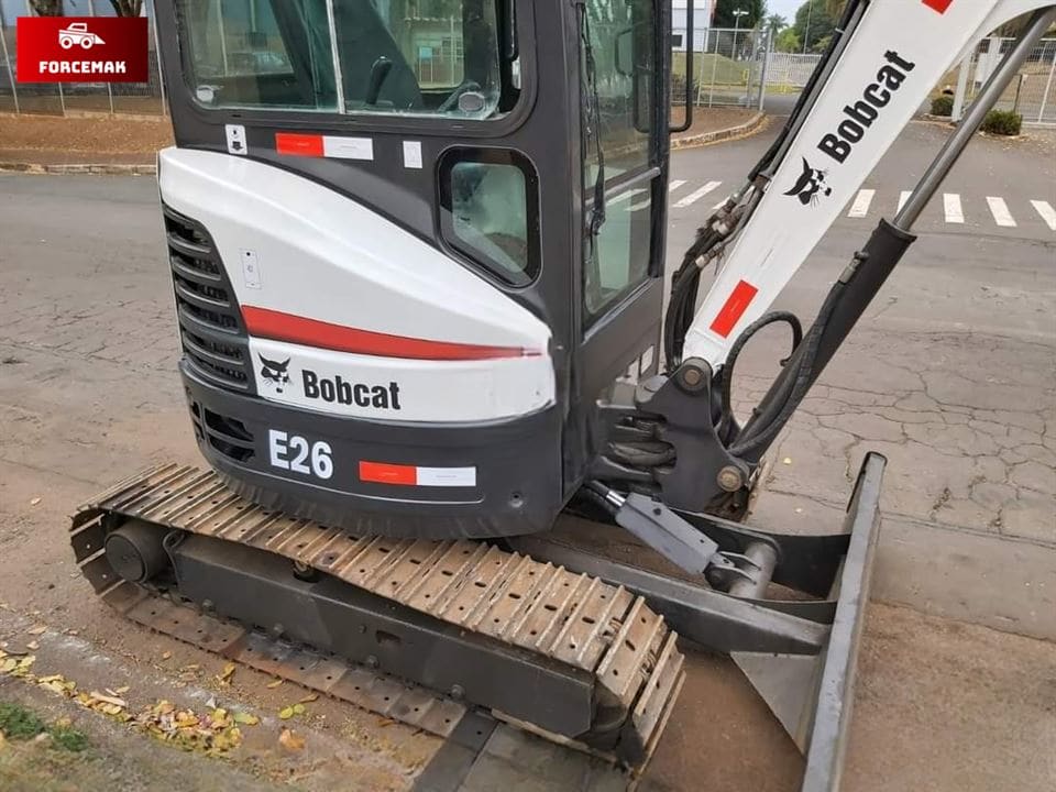 Mini Escavadeira Bobcat E26 2012 - Imagem 6
