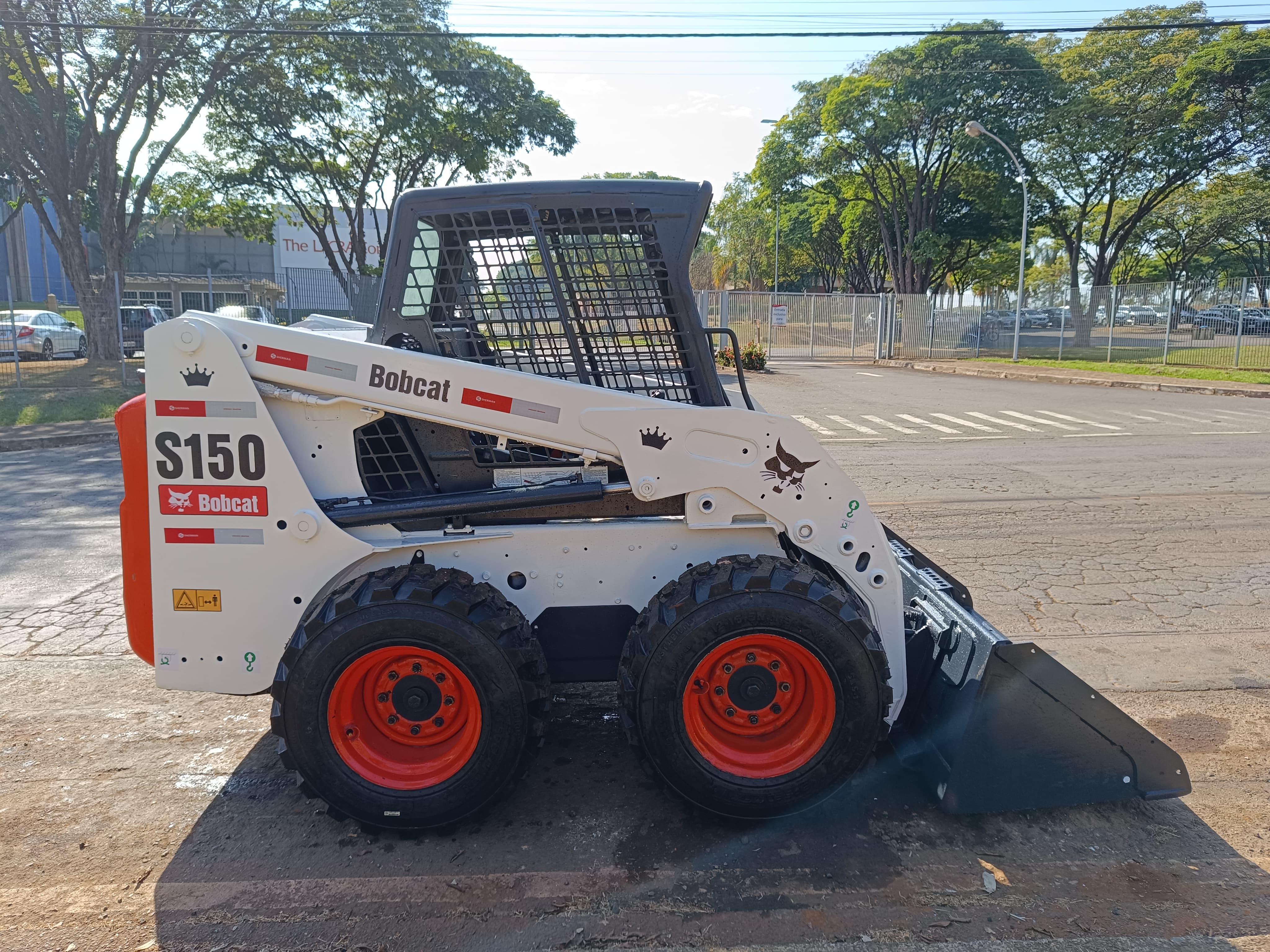 Mini Carregadeira Bobcat S150 2012 - Imagem 7