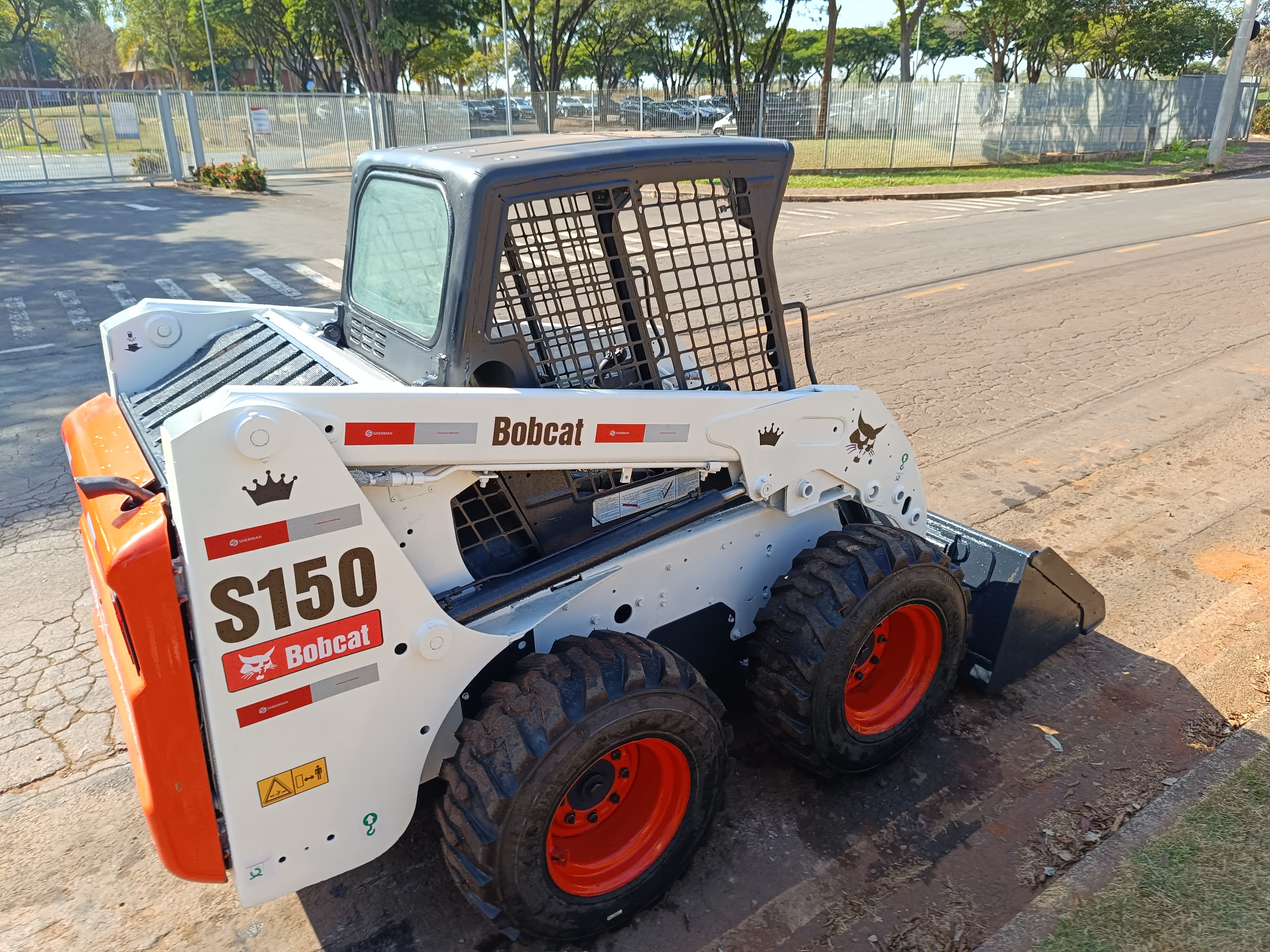 Mini Carregadeira Bobcat S150 2012 - Imagem 8