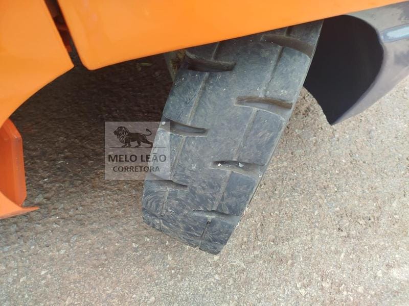 Empilhadeira Toyota 8FGJ35 2019 - Imagem 13