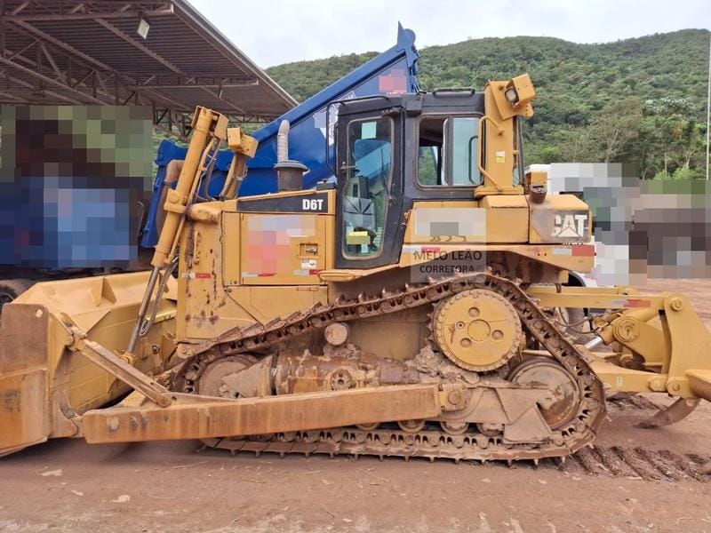 Trator de esteira Caterpillar D6T 2018 - Imagem 4