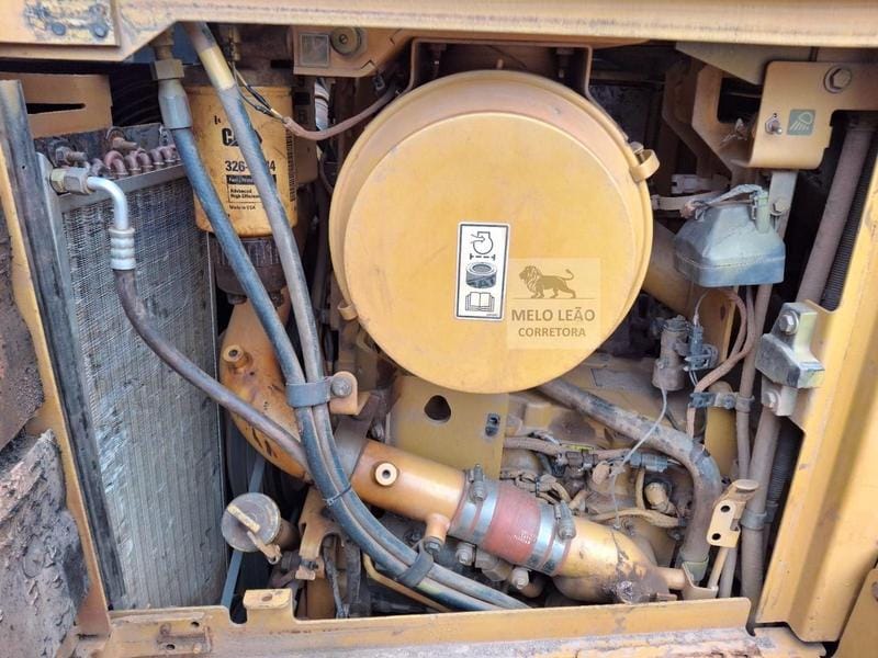 Trator de esteira Caterpillar D6T 2018 - Imagem 5