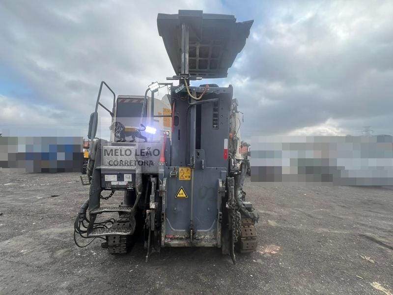 Fresadora de asfalto Wirtgen W100F 2014 - Imagem 16