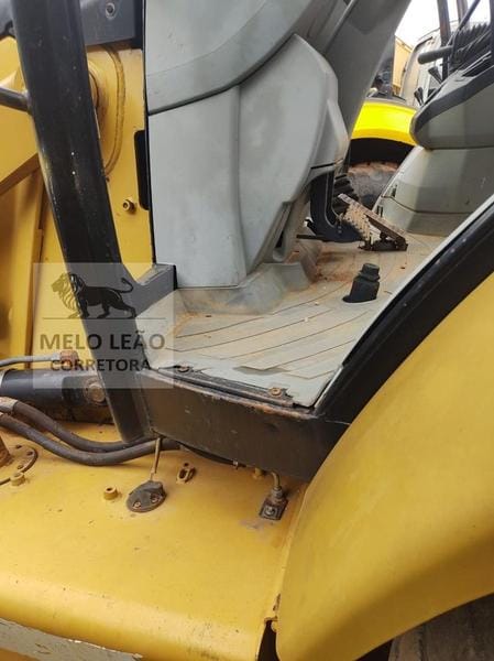 Retroescavadeira Caterpillar 416E 2013 - Imagem 10
