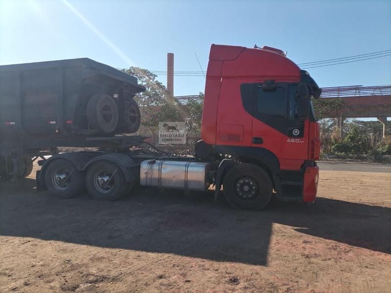 Caminhão Iveco Stralis 570S41T 2011 - Imagem 2