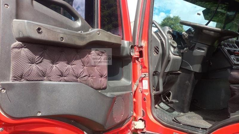 Caminhão Iveco Stralis 570S41T 2011 - Imagem 11