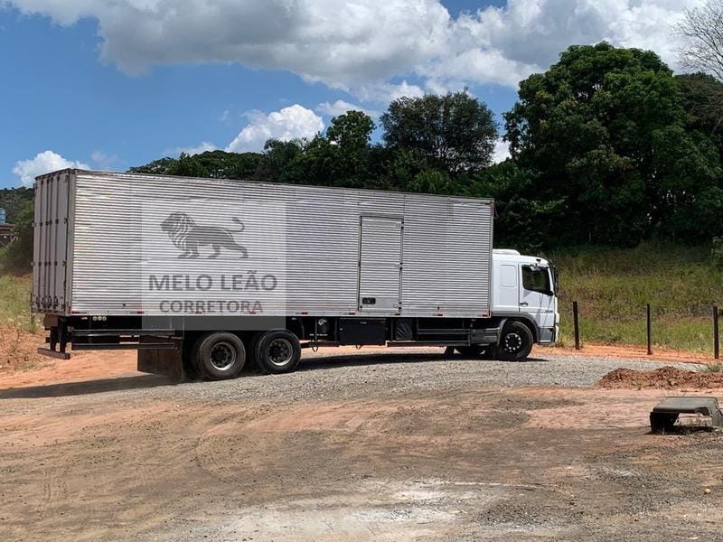 Caminhão Mercedes Benz Atego 2428 2011 - Imagem 2