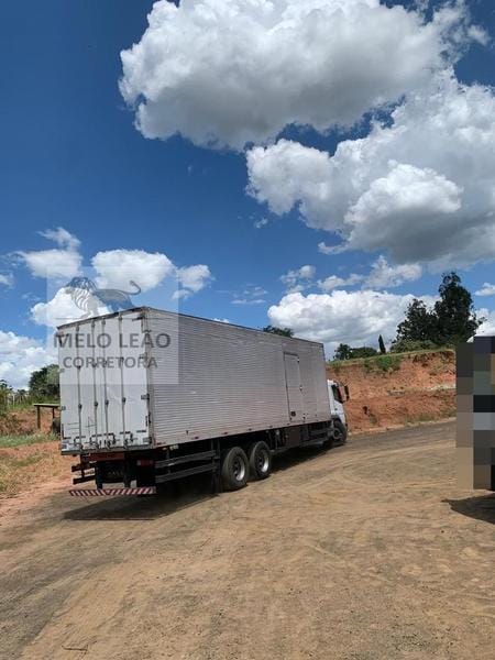 Caminhão Mercedes Benz Atego 2428 2011 - Imagem 3