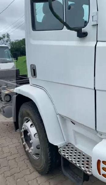Caminhão Mercedes Benz MB1718 2009 - Imagem 5