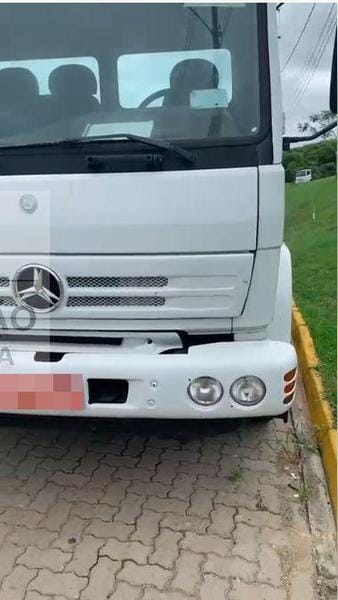 Caminhão Mercedes Benz MB1718 2009 - Imagem 11