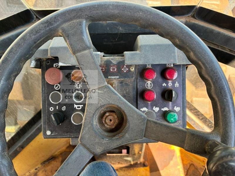 Rolo compactador Dynapac CA250 2006 - Imagem 2