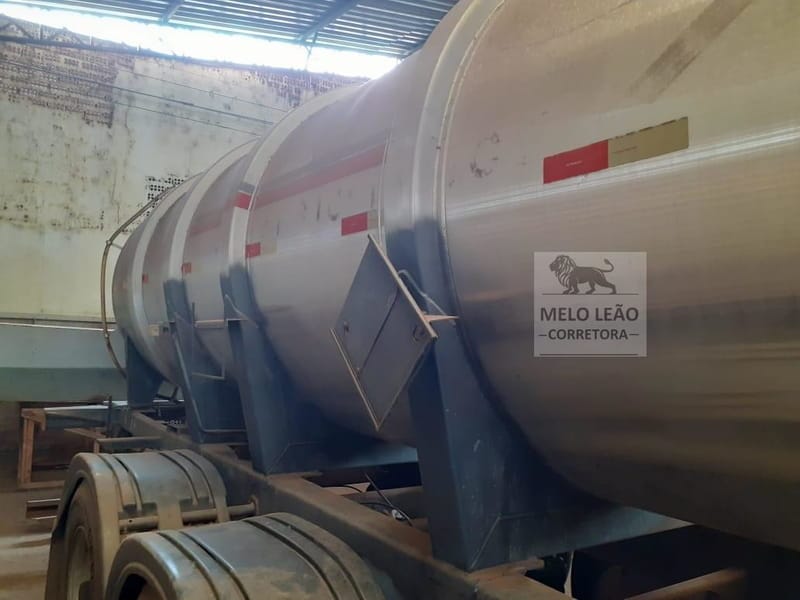Carreta Kronorte tanque ST27 Inox 20.000 Litros 2005 - Imagem 25