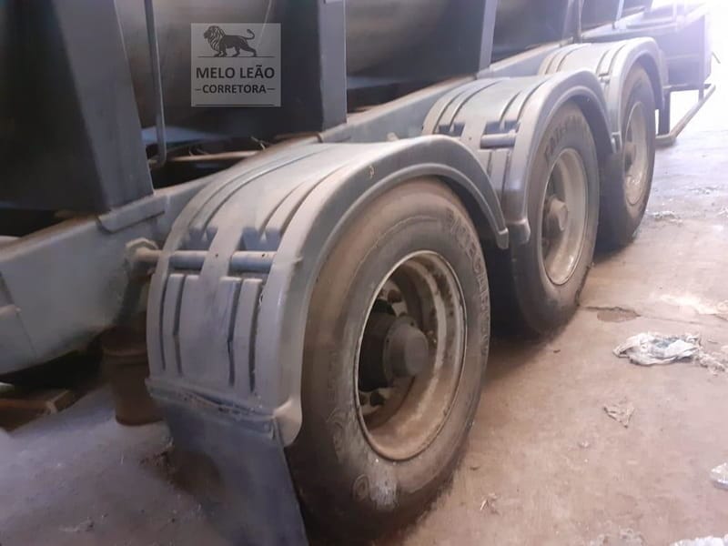 Carreta Kronorte tanque ST27 Inox 20.000 Litros 2005 - Imagem 27
