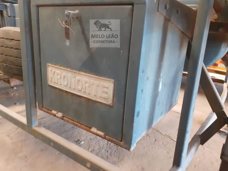 Carreta Kronorte tanque ST27 Inox 20.000 Litros 2005 - Imagem 32