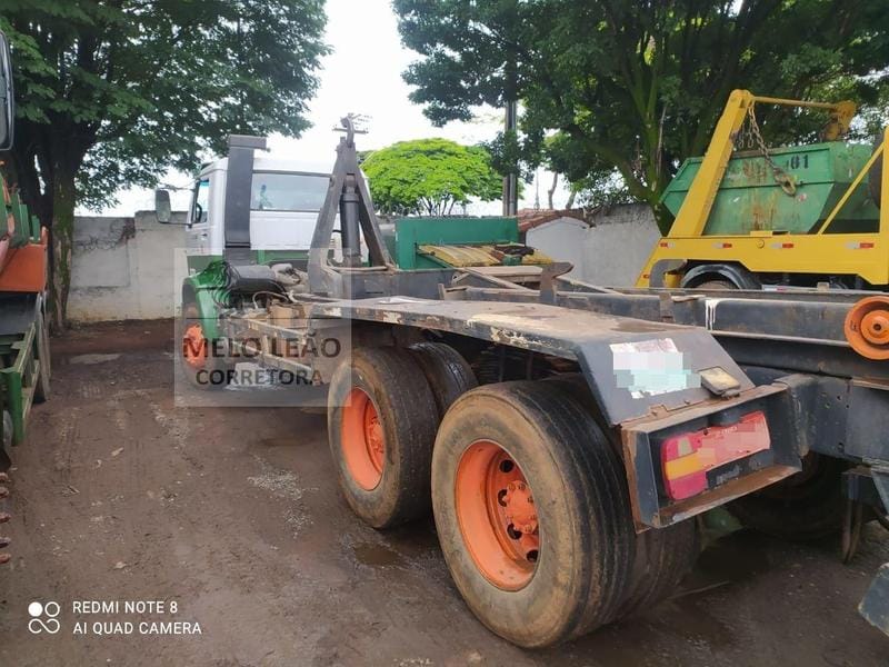 Roll On Imave Volkswagen 24.250 Work 6x4 1996 - Imagem 4