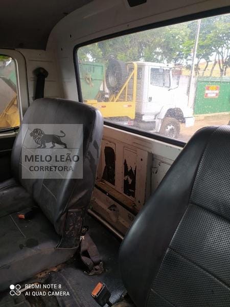 Roll On Imave Volkswagen 24.250 Work 6x4 1996 - Imagem 9
