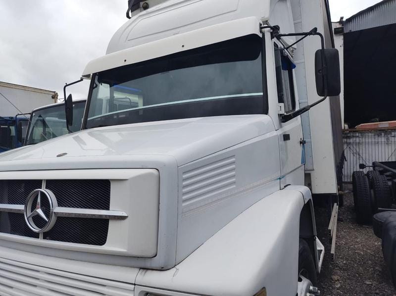 Caminhão Sider Mercedes Benz L-1418 4x2 1995 - Imagem 4