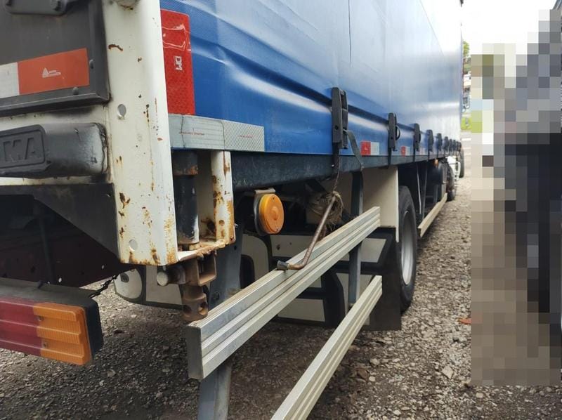 Caminhão Sider Mercedes Benz L-1418 4x2 1995 - Imagem 13