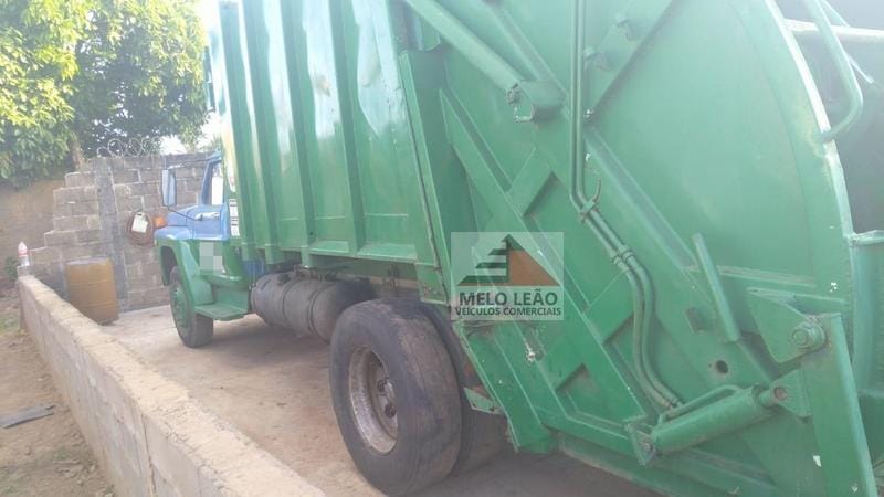 compactador de lixo Ford / Equitrans F-11000 / 15m³ 1989 - Imagem 7