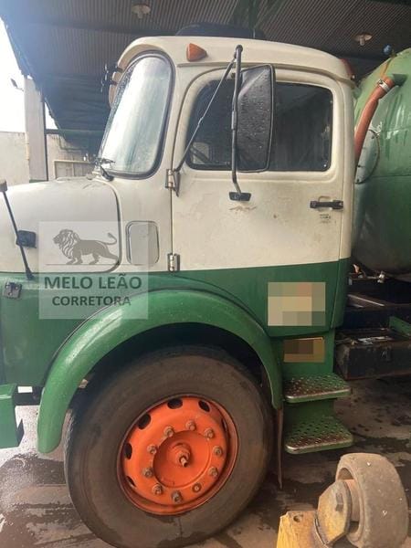 Limpa Fossa Mercedes Benz L1516 6x2 1985 - Imagem 3