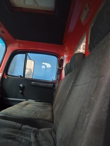 Caminhão Xupim Mercedes Benz 1316 6x2 1985 - Imagem 11