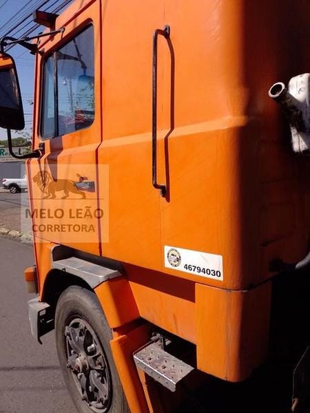 Caminhão Scania LK 111 S 1981 - Imagem 3
