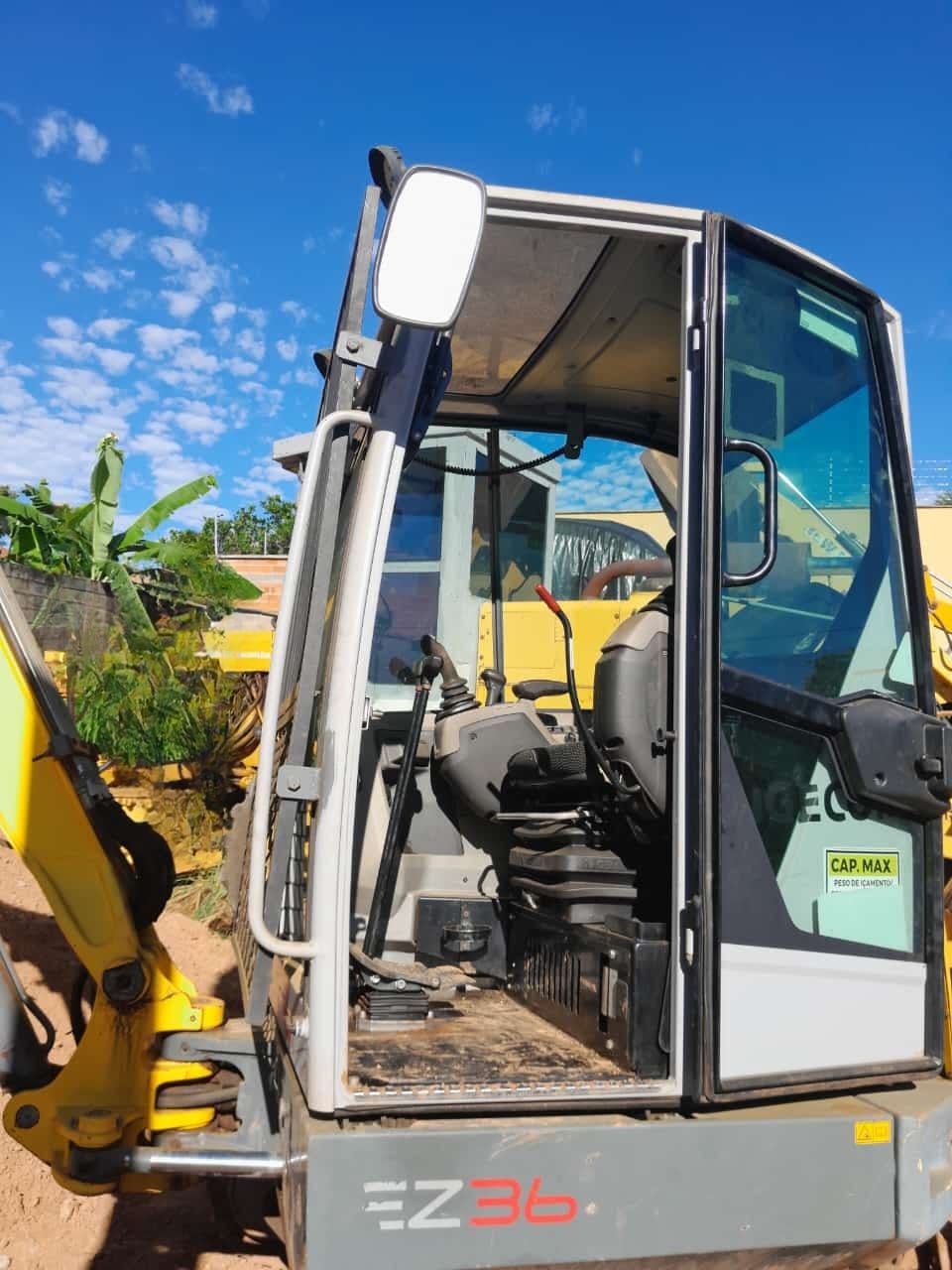 Mini Escavadeira Wacker Neuson EZ26 2018 - Imagem 7